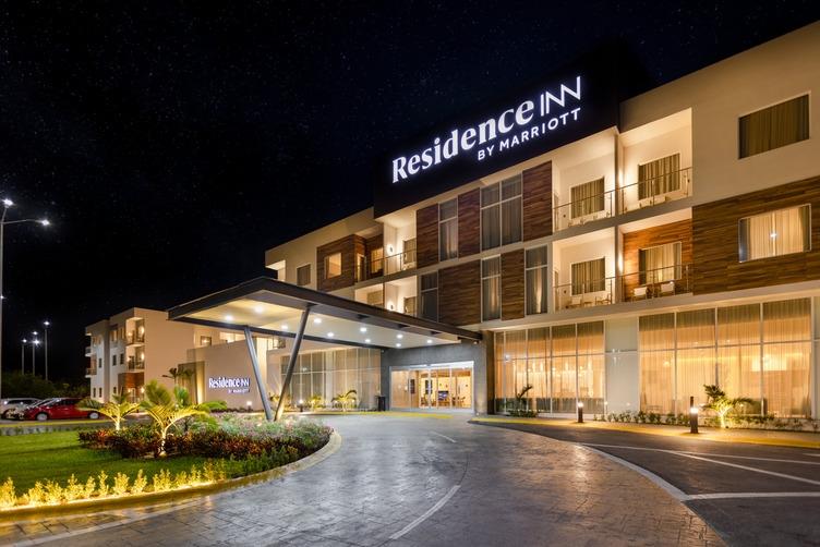 Residence Inn By Marriott Cancun Hotel Zone ภายนอก รูปภาพ