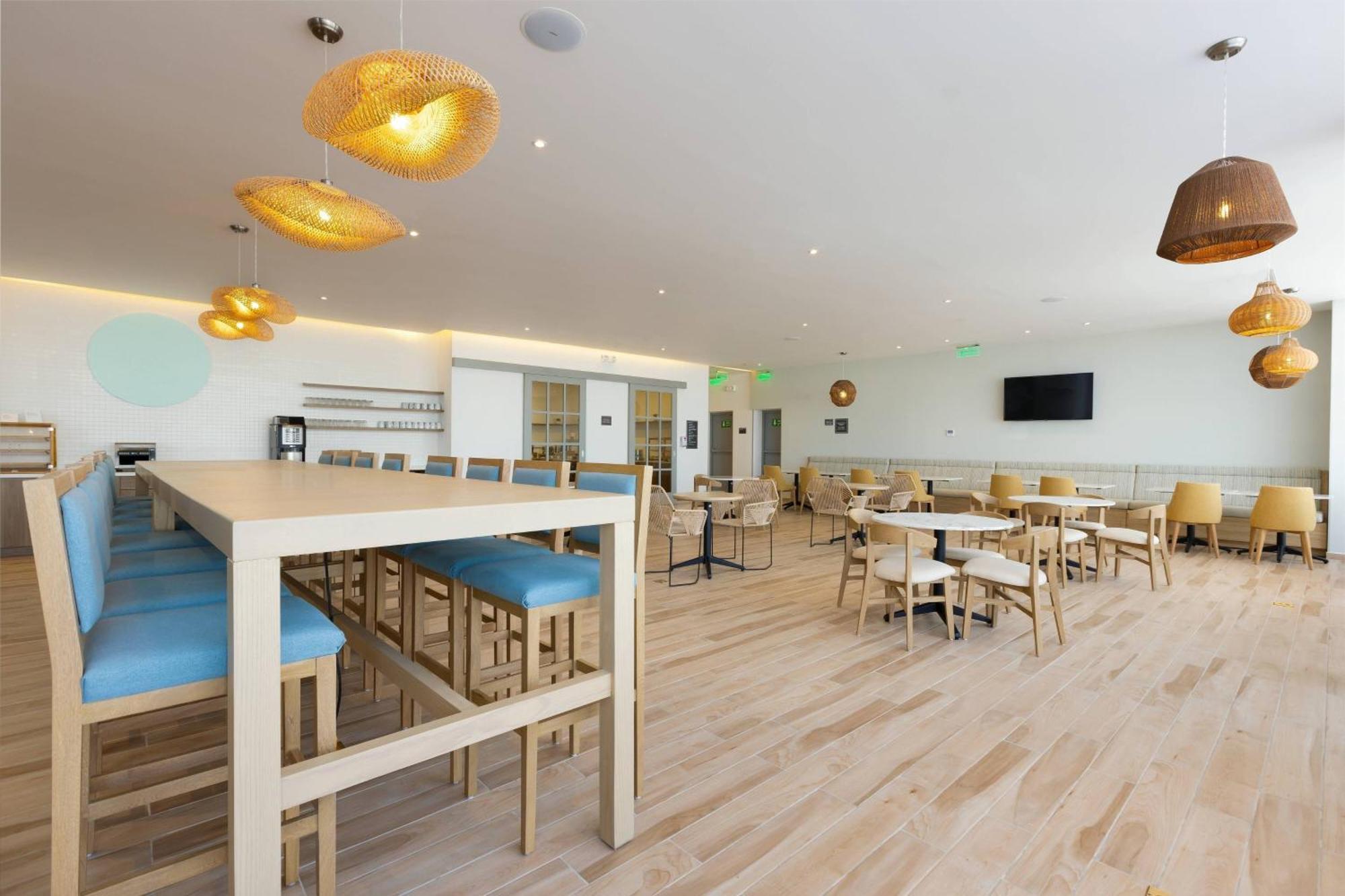 Residence Inn By Marriott Cancun Hotel Zone ภายนอก รูปภาพ